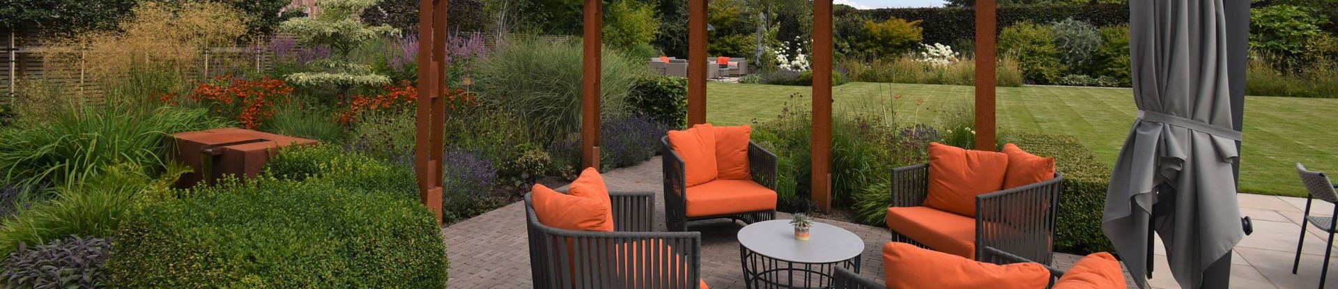 landscape gardener